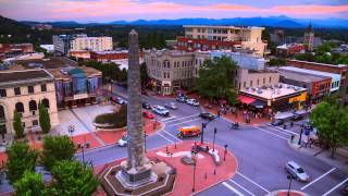 Downtown Asheville NC Time Lapse SunrisetoSunset in a Blue Ridge Mountain City [upl. by Devad105]