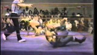 Jos Leduc vs Jacques Rougeauwmv [upl. by Ydnyl128]