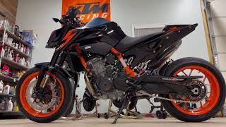 2022 KTM 890 DUKE R [upl. by Sunev]