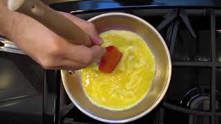 Scrambled Eggs Using Stainless Steel Pan [upl. by Odelinda]