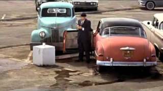 Hitchcocks quotThe Birdsquot 1963  Gas station scene [upl. by Brout]