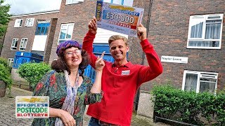 StreetPrize Winners  N1 7HU in Hoxton on 10082019  Peoples Postcode Lottery [upl. by Burtis]