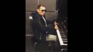 Scott Storch Playing Some Of His Mega hits On The Piano [upl. by Nisse]