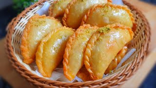 Perfect Shahi Gujiya Recipe  Chashni Wali Raseeli Gujia  Mawa Gujiya [upl. by Swanhildas]