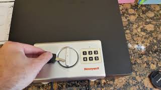 Unlock and Lock Honeywell Safe [upl. by Archaimbaud]