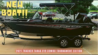 NEW BOAT 2021 Tracker Targa V19 Combo Tournament Edition Walkthrough [upl. by Yllehs]