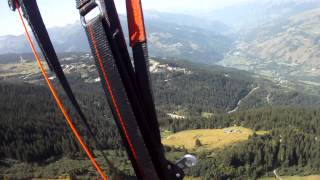 Parapente débutant  UCPA Les Arcs  Août 2012 [upl. by Islean725]