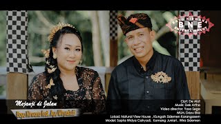 MEJANJI DI JALAN New Realese 2021  Bayu Nirwana feat Ayu Wiryastuti [upl. by Itnahsa]