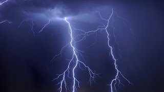 How lightning is formed [upl. by Calvano]