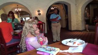 Walt Disney World Epcot Akershus Meet Princess Aurora アケシュースでオーロラ姫と会う [upl. by Ayouqes]