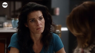 2M7258100  In the Picture  Rizzoli amp Isles  TNT [upl. by Nyrat]