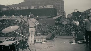 Alexandre Poulin  Comme des enfants en cavale Vidéoclip officiel [upl. by Nevak]