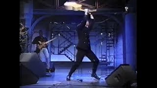 Pete Townshend quotPinball Wizardquot on Letterman June 17 1993 stereo [upl. by Ayar]