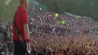 Wir Sind Helden  Denkmal  Live  Taubertal Festival 2004 [upl. by Yhcir905]