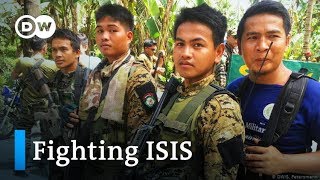 Philippines army and Muslim rebels join forces against ISIS  DW News [upl. by Esilegna364]