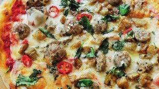 Peppes Pizza  Pizza Salsiccia [upl. by Toddie]