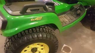 John Deere X739 overview [upl. by Hassi760]