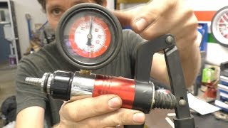 Pressure testing an outboard gearbox [upl. by Orimlede]