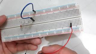 Encender 3 led en la protoboard circuito serie [upl. by Mingche]