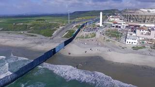 Mar Muro Cerca Desierto Rio La frontera Norte de México [upl. by Naujet]