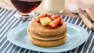 Hot Cakes de Plátano con Avena  Banana Oatmeal Pancakes [upl. by Ettennod]