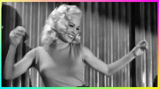 RED RIVER ROCK 2017  HD  short clip of Mamie Van Doren [upl. by Aivyls]