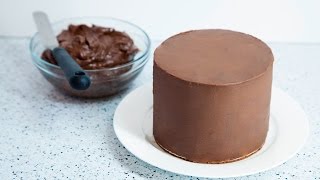 HOW TO COVER A CAKE WITH CHOCOLATE GANACHE [upl. by Aneeuqahs]